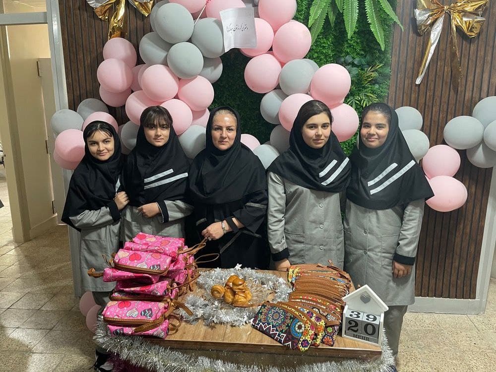دبیرستان غیردولتی دخترانه کوشا متوسطه اول
